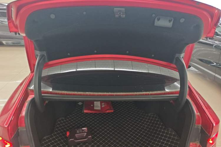 Used BYD Qin PLUS 2021 EV 500KM Luxury Model Trunk