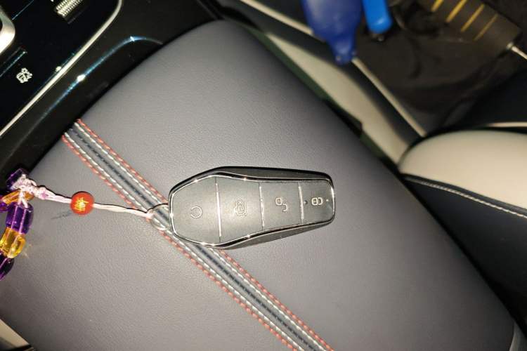 Used BYD Qin PLUS 2021 EV 400KM Luxury Model Vehicle Key