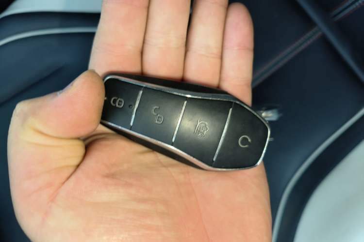 Used BYD Qin PLUS 2021 EV 500KM Luxury Model Vehicle Key