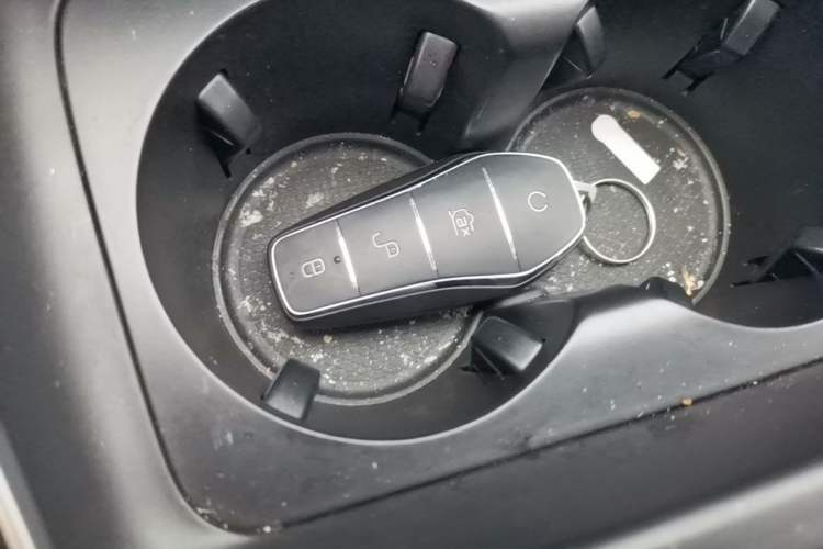 Used BYD Qin PLUS 2021 EV 500KM Luxury Model Vehicle Key