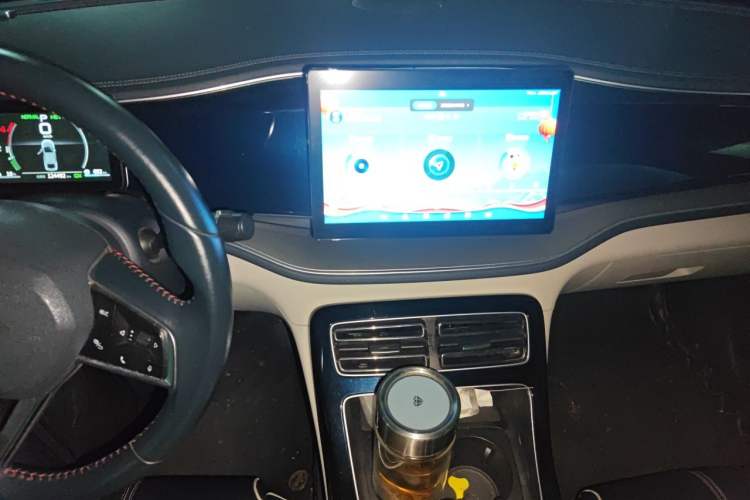 Used BYD Qin PLUS 2021 DM-i 55KM Flagship Model Audio And AC Panel