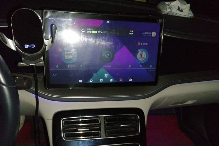 Used BYD Qin PLUS 2021 EV 500KM Premium Model Audio And AC Panel