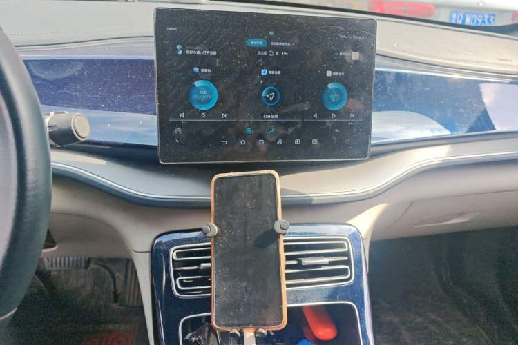 Used BYD Qin PLUS 2021 DM-i 120KM Prestige Model Audio And AC Panel