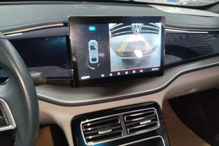 Used BYD Qin PLUS 2021 DM-i 120KM Prestige Model Audio And AC Panel