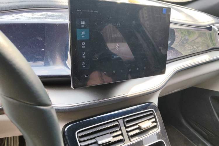 Used BYD Qin PLUS 2021 EV 500KM Luxury Model Audio And AC Panel