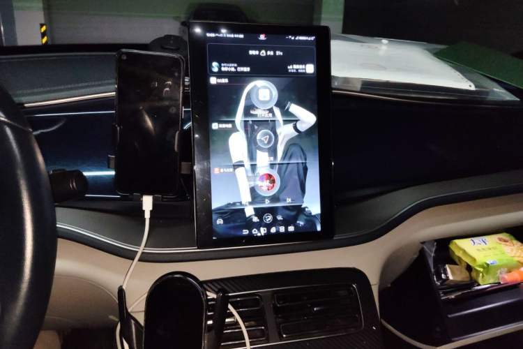 Used BYD Qin PLUS 2021 EV 500KM Luxury Model Audio And AC Panel