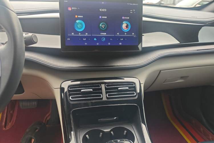 Used BYD Qin PLUS 2021 DM-i 55KM Prestige Model Audio And AC Panel