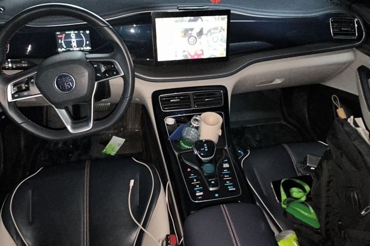 Used BYD Qin PLUS 2021 DM-i 55KM Flagship Model Center Console