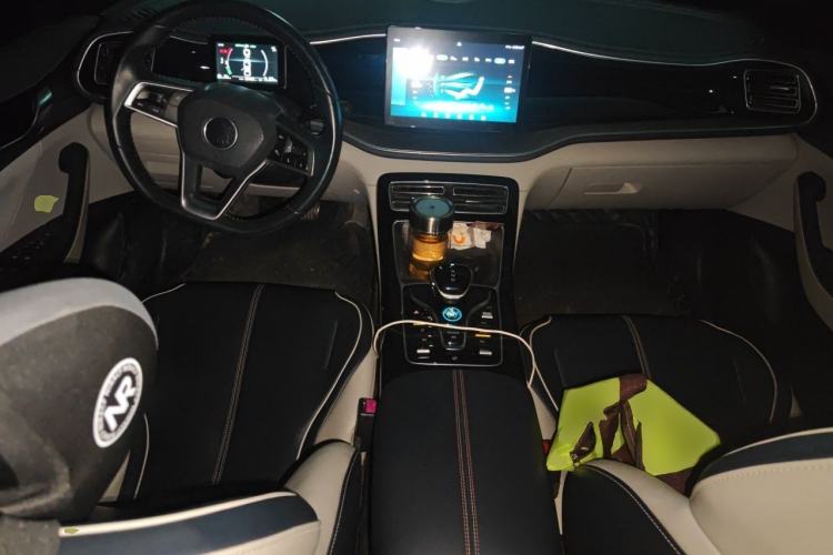 Used BYD Qin PLUS 2021 DM-i 55KM Flagship Model Center Console