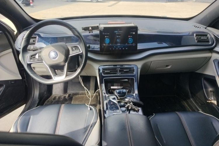 Used BYD Qin PLUS 2021 DM-i 55KM Flagship Model Center Console