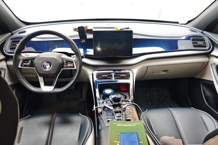 Used BYD Qin PLUS 2021 DM-i 55KM Flagship Model Center Console