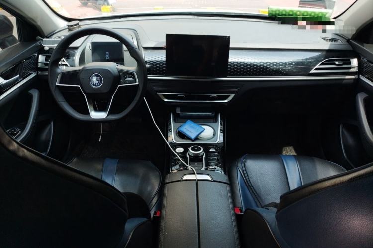 Used BYD Qin PLUS 2021 EV 420KM Commuter Edition Center Console