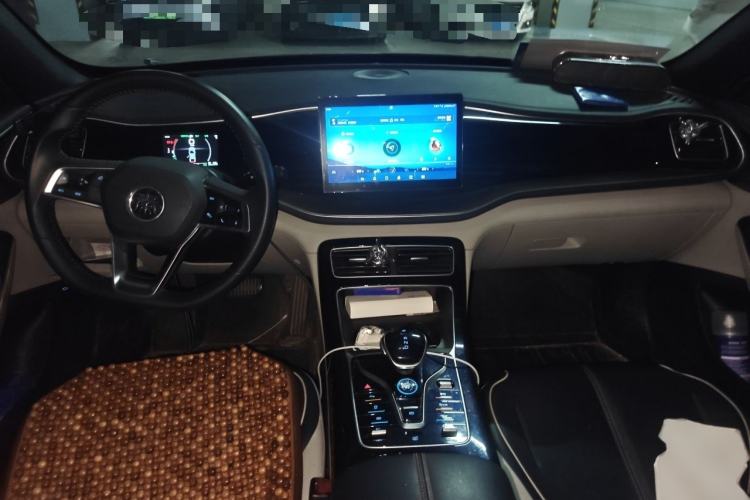 Used BYD Qin PLUS 2021 DM-i 120KM Prestige Model Center Console