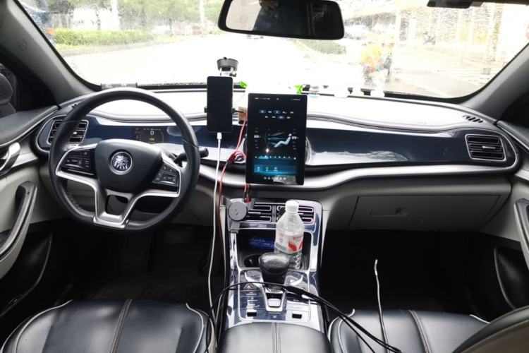 Used BYD Qin PLUS 2021 EV 500KM Luxury Model Center Console