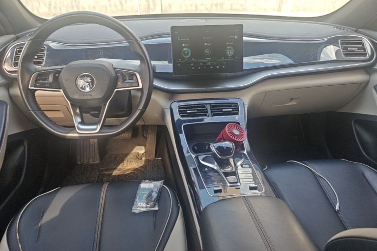 Used BYD Qin PLUS 2021 DM-i 55KM Flagship Model Center Console