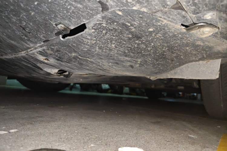 Used BYD Qin PLUS 2021 DM-i 55KM Flagship Model Chassis Front Left