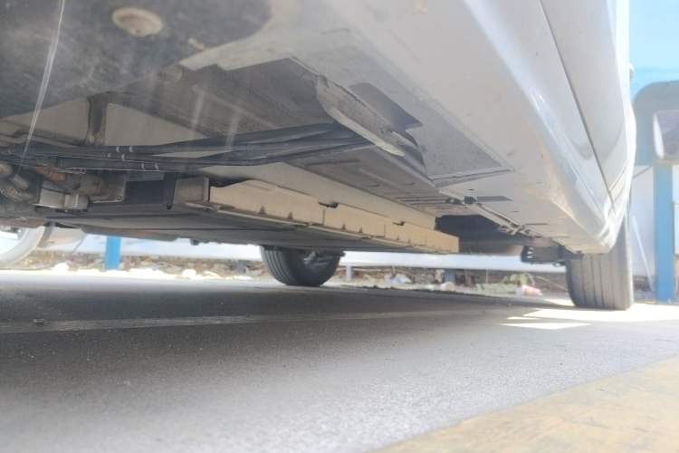 Used BYD Qin PLUS 2021 DM-i 55KM Flagship Model Chassis Front Left