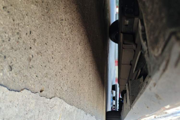 Used BYD Qin PLUS 2021 DM-i 120KM Flagship Model Chassis Front Left