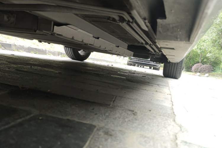 Used BYD Qin PLUS 2021 DM-i 55KM Flagship Model Chassis Front Left