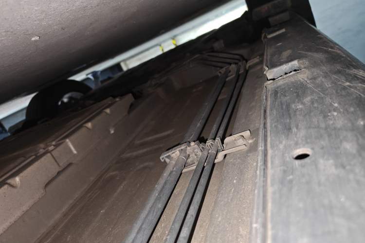 Used BYD Qin PLUS 2021 DM-i 55KM Flagship Model Chassis Front Left