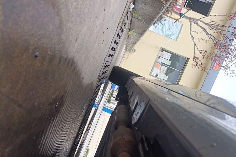 Used BYD Qin PLUS 2021 DM-i 120KM Flagship Model Chassis Front Right