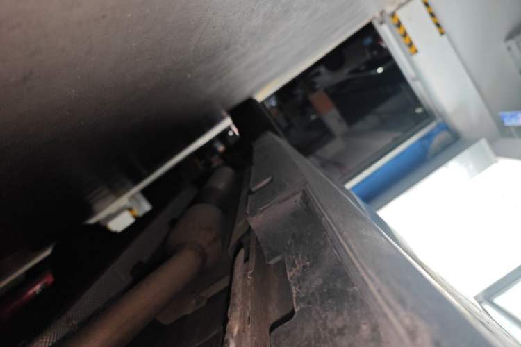 Used BYD Qin PLUS 2021 DM-i 55KM Flagship Model Chassis Front Right