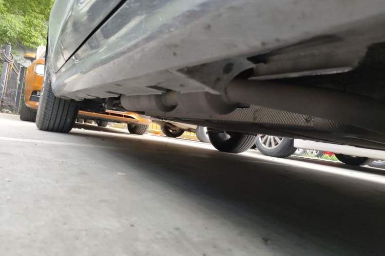 Used BYD Qin PLUS 2021 DM-i 120KM Prestige Model Chassis Front Right