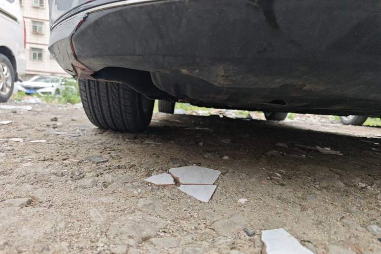 Used BYD Qin PLUS 2021 DM-i 120KM Flagship Model Chassis Front Right