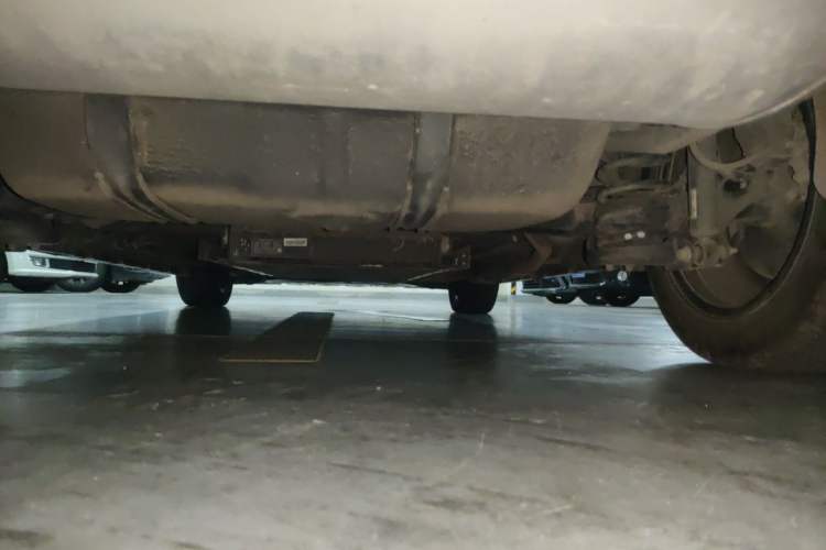 Used BYD Qin PLUS 2021 DM-i 55KM Flagship Model Chassis Rear