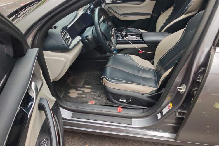 Used BYD Qin PLUS 2021 EV 400KM Luxury Model Driver Seat