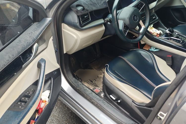 Used BYD Qin PLUS 2021 DM-i 55KM Flagship Model Driver Seat