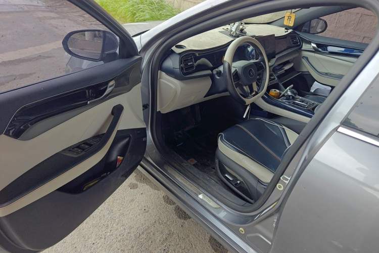 Used BYD Qin PLUS 2021 DM-i 55KM Flagship Model Driver Seat