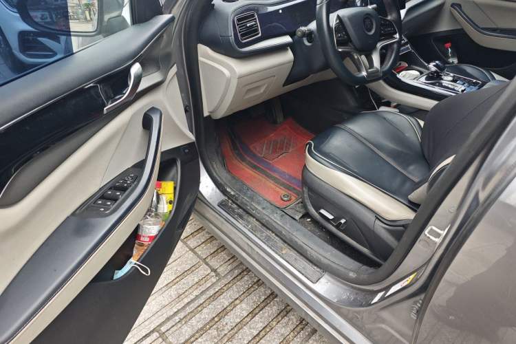 Used BYD Qin PLUS 2021 EV 500KM Luxury Model Driver Seat