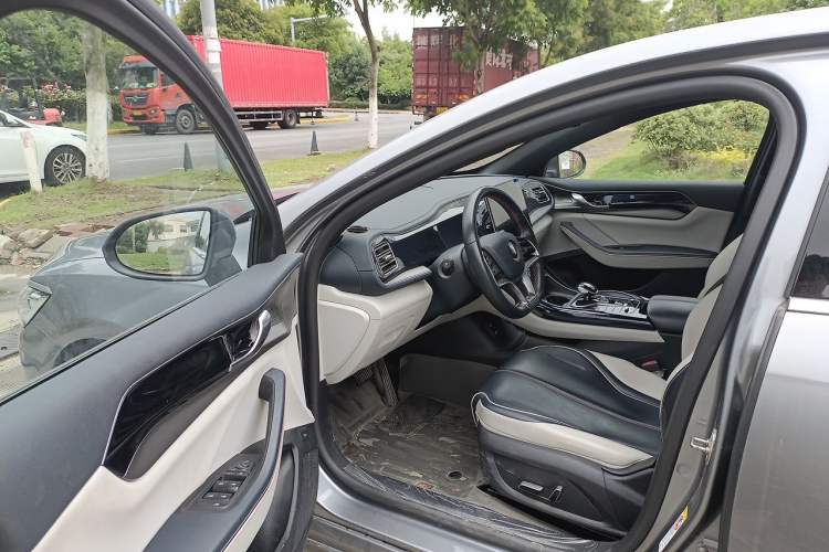 Used BYD Qin PLUS 2021 DM-i 120KM Flagship Model Driver Seat
