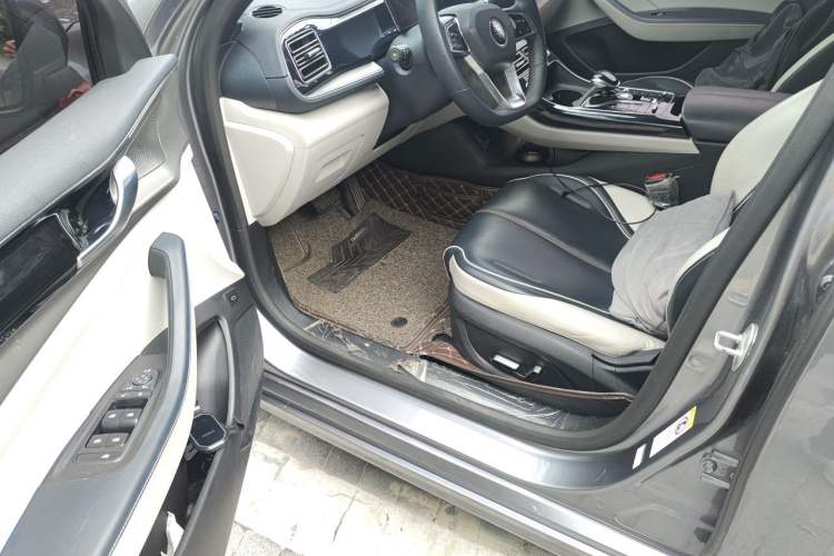 Used BYD Qin PLUS 2021 DM-i 55KM Flagship Model Driver Seat