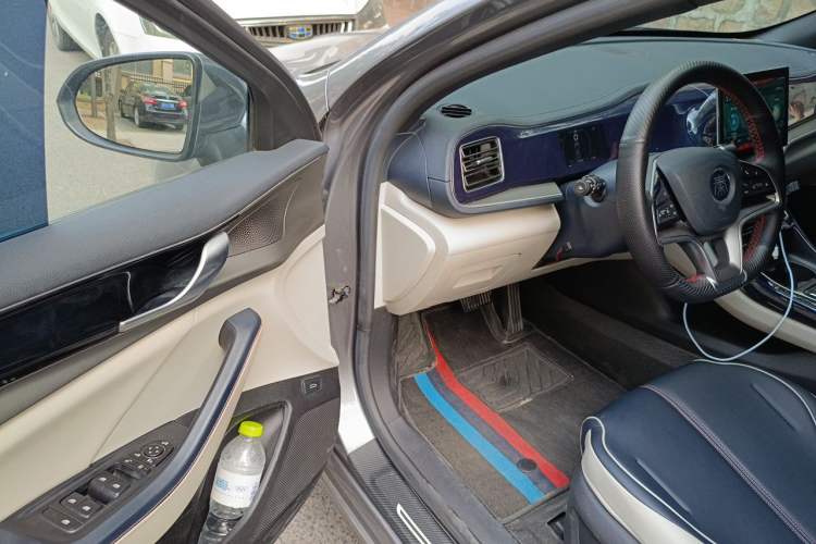 Used BYD Qin PLUS 2021 EV 500KM Premium Model Driver Seat