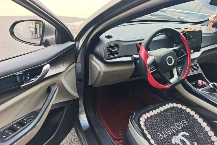 Used BYD Qin PLUS 2021 DM-i 55KM Flagship Model Driver Seat