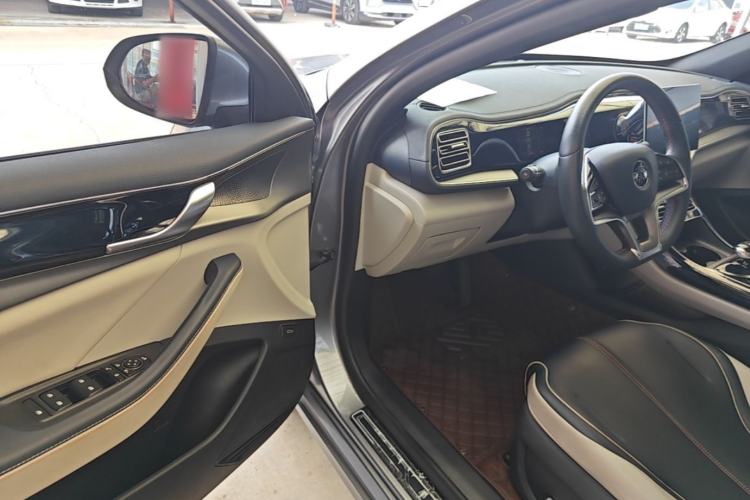 Used BYD Qin PLUS 2021 EV 500KM Luxury Model Driver Seat