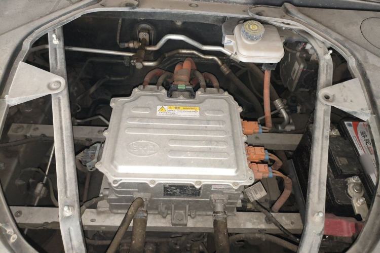 Used BYD Qin PLUS 2021 EV 500KM Luxury Model Engine Bay
