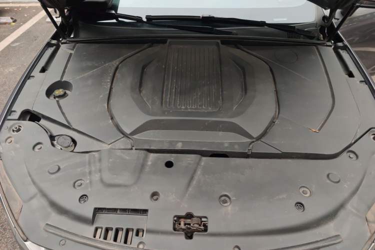 Used BYD Qin PLUS 2021 EV 400KM Luxury Model Engine Bay