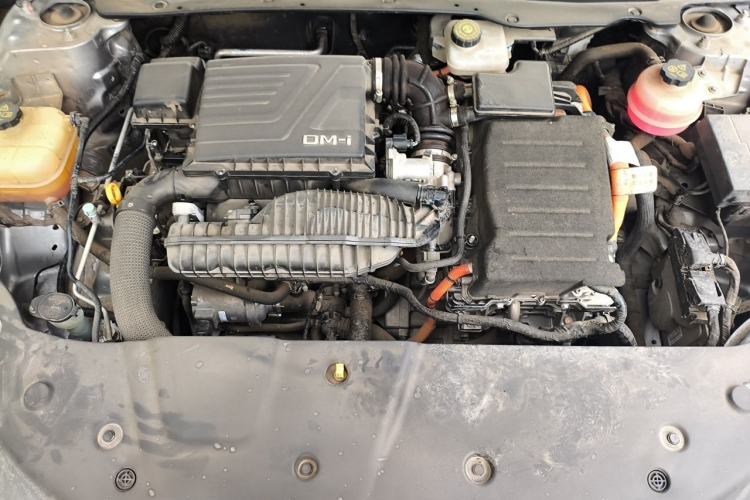 Used BYD Qin PLUS 2021 DM-i 55KM Flagship Model Engine Bay