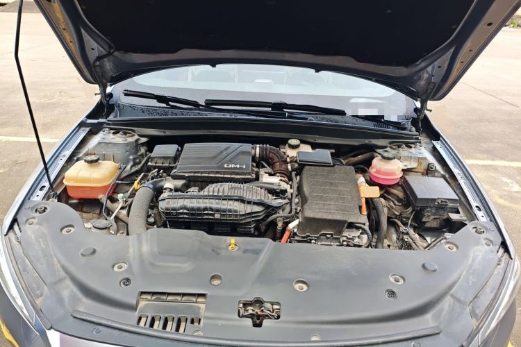 Used BYD Qin PLUS 2021 DM-i 55KM Flagship Model Engine Bay