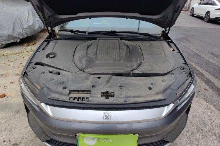 Used BYD Qin PLUS 2021 EV 500KM Luxury Model Engine Bay