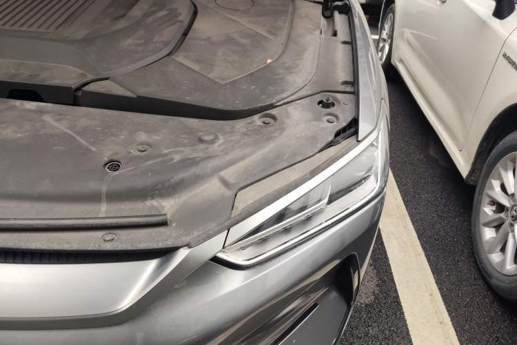 Used BYD Qin PLUS 2021 EV 500KM Luxury Model Engine Bay Left