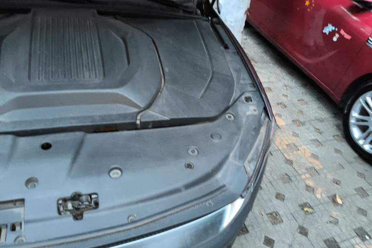 Used BYD Qin PLUS 2021 EV 500KM Luxury Model Engine Bay Left