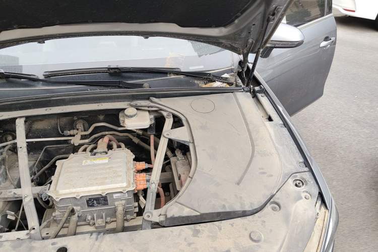 Used BYD Qin PLUS 2021 EV 500KM Luxury Model Engine Bay Left