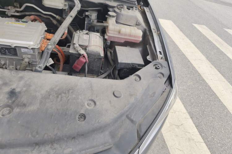 Used BYD Qin PLUS 2021 EV 400KM Luxury Model Engine Bay Left