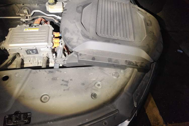 Used BYD Qin PLUS 2021 EV 500KM Luxury Model Engine Bay Left