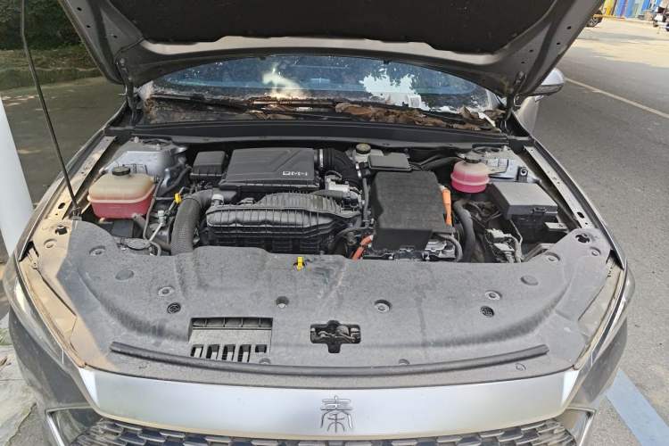 Used BYD Qin PLUS 2021 DM-i 120KM Flagship Model Engine Bay