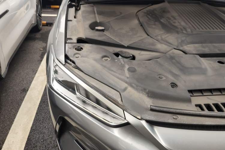 Used BYD Qin PLUS 2021 EV 500KM Luxury Model Engine Bay Right